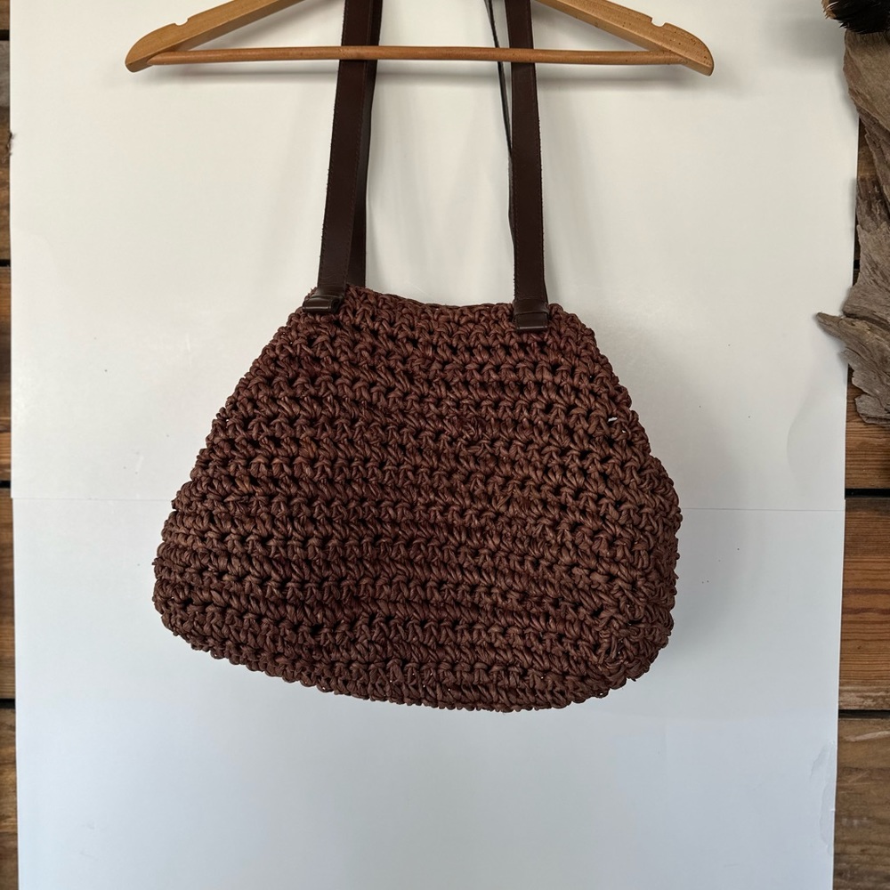 Ladies purse brown 100 percent corn husk